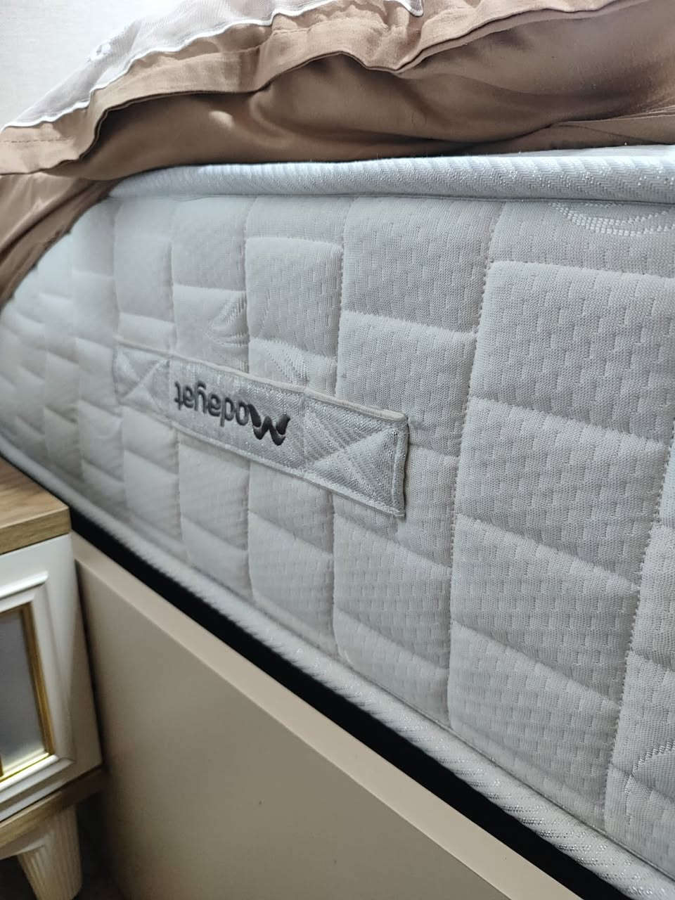 دوشك جربايه استعمال اشهر قليله
دوشك يكعد على جربايه الغرف التركي القياس واضح كدامكم مكاني رحمانية الشعلة
الرقم ***********
