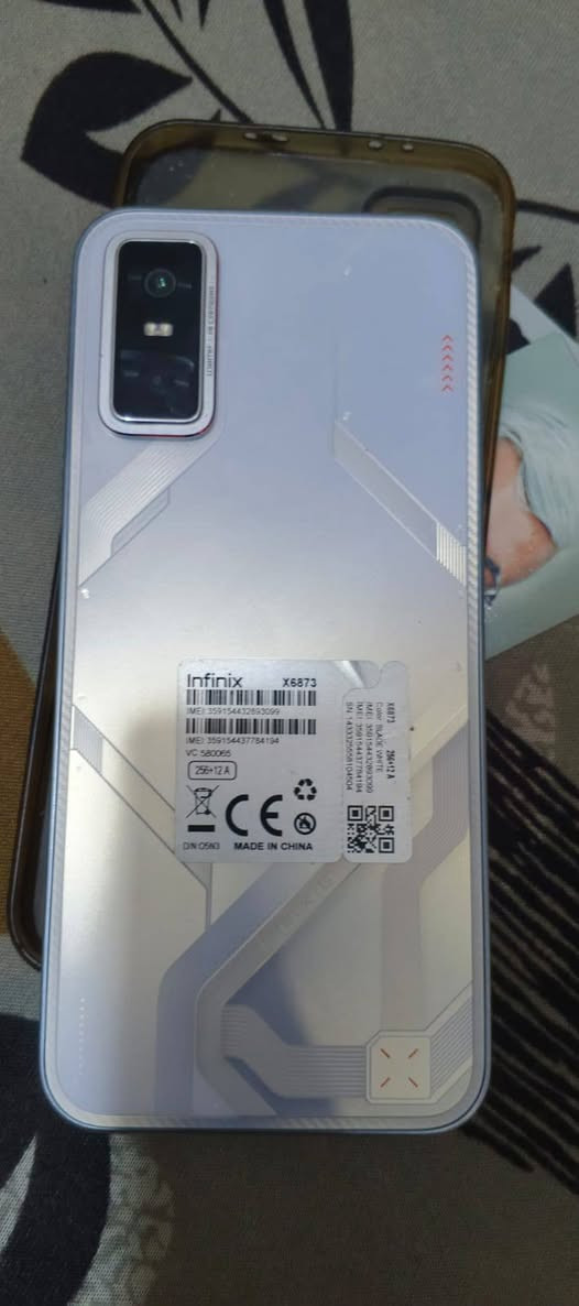 جيتي 30 برو البيع مستخدم شيي قليل كامل محلقات السعر 300 قفل بدون معامله مكاني بغداد متواجد خاص


**إذا كنت صاحب هذا الإعلان وتريد حذفه لأي سبب، رجاءا أرسل رسالة إلى الدعم الفني**