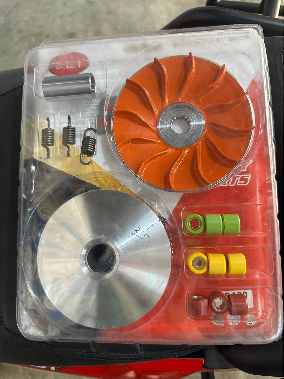 من معرض معرض المهندس لبيع الدراجات النارية والأدوات الاحتياطية رجع اتوفر الكلج الرياضي للماكس عام 🔥✅
والستان تزويد وزرازير 😉🔥 
للطلب والاستفسار مراسلة الصفحة 🤍
عنوانه بعقوبة التحرير قرب مجمع التحرير بعقوبة, ديالى


**إذا كنت صاحب هذا الإعلان وتريد حذفه لأي سبب، رجاءا أرسل رسالة إلى الدعم الفني**