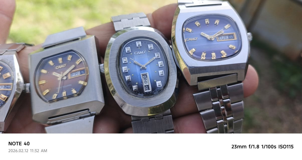 #السلام_عليكم 

ساعات مخزنه اوتماتيك #نيفادا_ديلمه_كامي_زودياك 

كل ماركه متوفر منها 20 قطعه يوجد احجام وأشكال مختلفه  
أقل كميه 10 قطع مفرد غير متوفر اعتذر منك 
الاستفسار *********** أو راسل الصفحة
