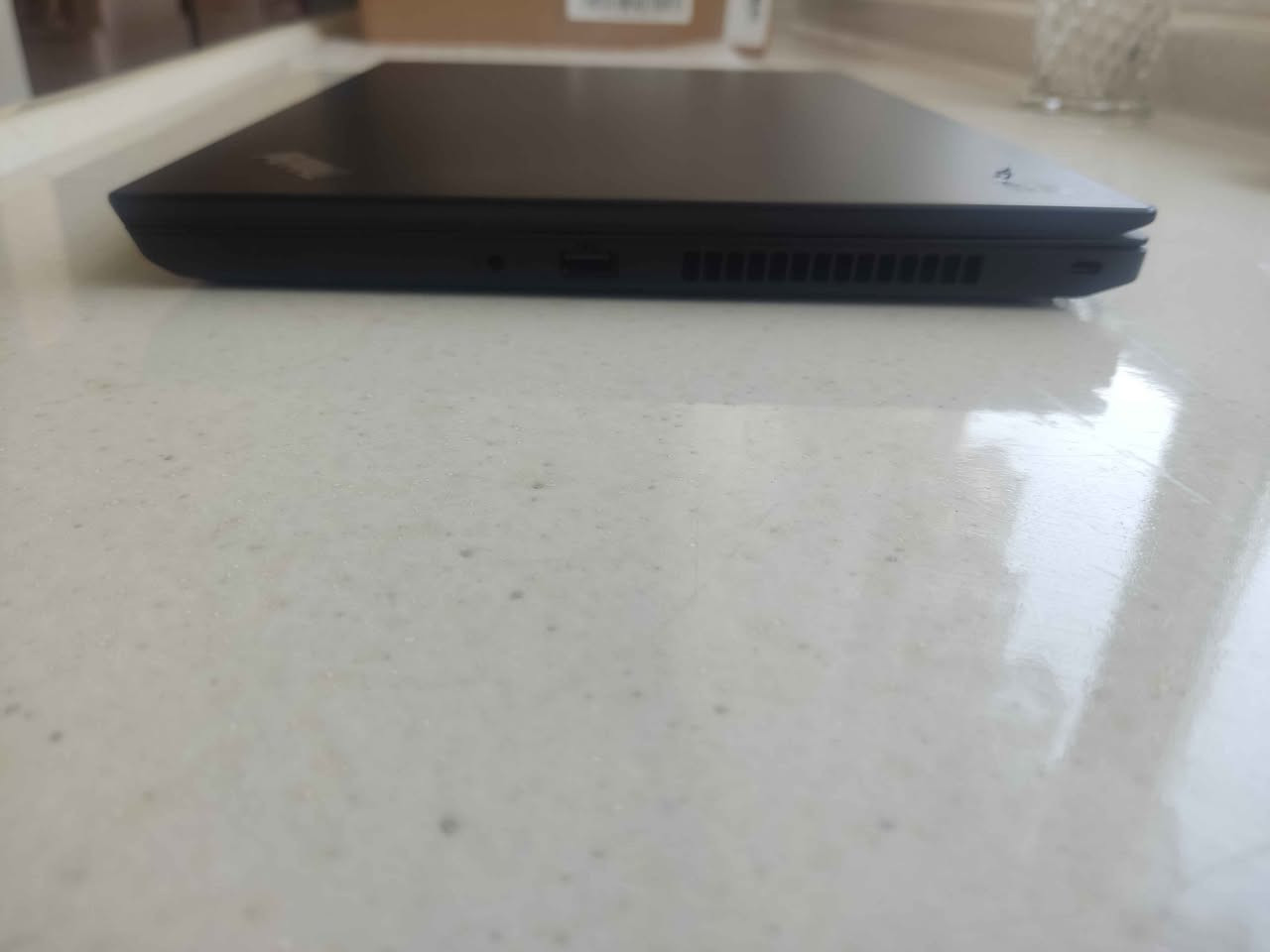 Lenovo laptop cor i7 gen 10 
شاشەی لەمسە هارد 500 جێگا
رام 16 جێگا
شاشەی 14
زۆر تازەیە داوای 275 دۆلار و موعامەلە ئەگەر موشتەریت تێل بۆ ژمارە *********** السليمانية, العراق
