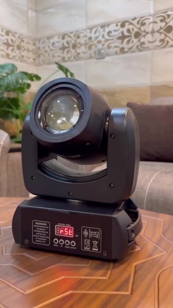 السلام عليكم
جهاز انارة بيم قوة 150 واط جديد ما مستخدم يشتغل وحدة ويربط ع المكسرات كامل ملحقات 
انطونا بيه سعر وبالعافية🌹


**إذا كنت صاحب هذا الإعلان وتريد حذفه لأي سبب، رجاءا أرسل رسالة إلى الدعم الفني**