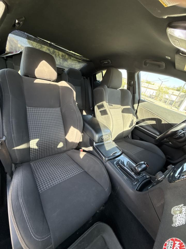 جارجر RT موديل 2020 المواصفات المعروفه شاشه جبيره سوبر تراك باك كامره حساساات كامله بدون نقص برغي بيها ٣ قطع صبغ أماميه السعر ١٩٥ وبيها مجال


**إذا كنت صاحب هذا الإعلان وتريد حذفه لأي سبب، رجاءا أرسل رسالة إلى الدعم الفني**