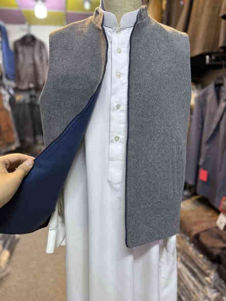 ازياء الاكابرلالبسه الرجاليه 🇹🇷 
⬇️
جديد 💣 
⬇️
يلك جوخ وجهين  
⬇️
قياسات  كامله 
⬇️
سعر فقط28 الف   
⬇️
العنوان سامراء الضباط الاولى مقابل الجبريه الاولى قرب مول الصيني سابقا مقابل نعوم للحاسبات متوفر توصيل لجميع محافظات 
هـ *********** 
⬇️
صفحه الانستا 
https://www.instagram.com/azz_ekibar?igsh=MXg1NnB2NDVibmp5OA%3D%3D&utm_source=qr
