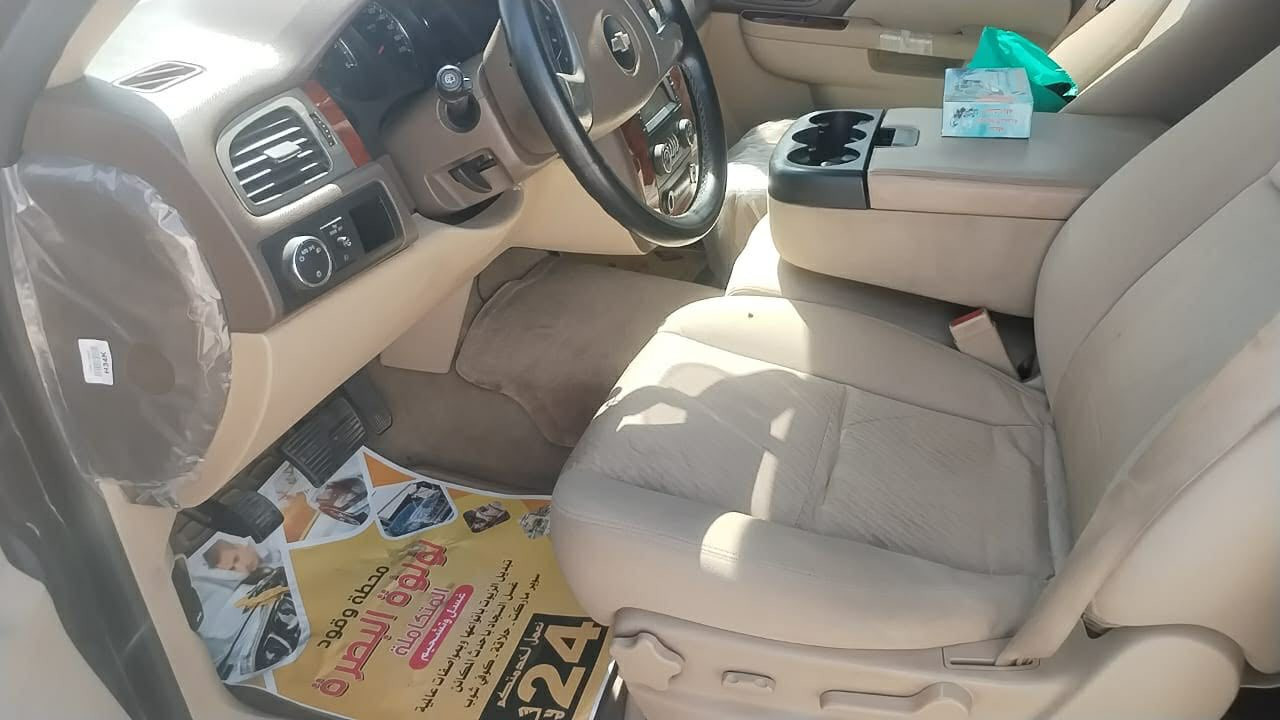 السلام عليكم تاهو مديل 2014 للبيع ملاحظة السياره أدوات أدوات محجوز الهة على التسجيل مكفولة كفاله عامه كير مكينه بدي كفاله عشائر وإنتربول تبريد خير من الله تخم تاير مكان السياره البصرة للإستفسار الاتصال. *********** مامتواجد على الفيس والماسنجر
