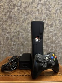 نظافة 100/100 مال بيت  جنت ضامه ما مستخدمه وقليل كلش مشغلة  يدة وحدة و...