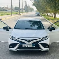 كامري SE • هايبرد • كالار