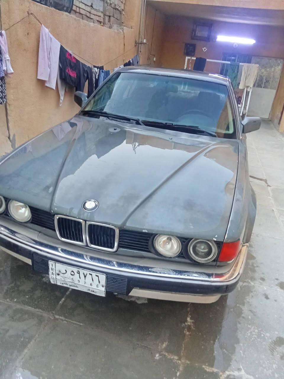 السلام عليكم 
سياره بي ام 735
موديل 90 تبريد كهربائية كل شغال 
محرك كير مكفول  محرك مفتوح 3500كشر بيه جراد حداديه نص عمر موراس حسب القناعه 
السعر 35 رقم بغداد مشروع وطني 
هذ الرقم مال صاحب السيارة 
***********/***********
