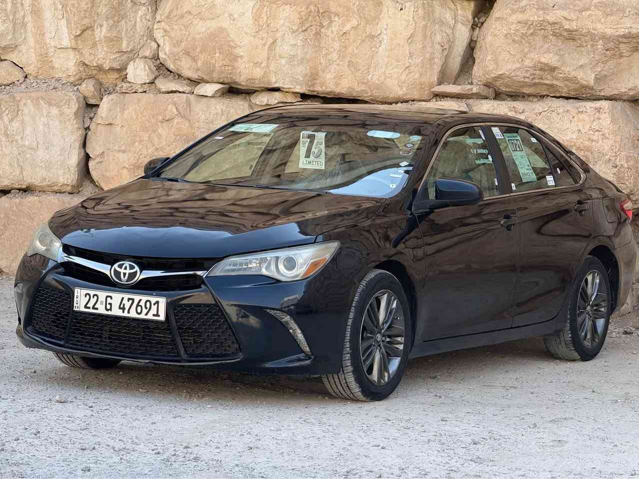 للبيع تويوتا كامري موديل ٢٠١٦ مواصفات se رقم اربيل دولي سنوية جديدة لغاية ٢٠٢٩ شرط التحويل شاشة وكامرة كشنات جلد و كهربائي داخل اصفر شفتات بالاستيرن تحكم وتحديد سرعة محرك ٤ حجم ٢٥٠٠ گير ومحرك شرط صدر امامي وخلفي ٤ تايرات جديد بيه ضرر جاملغ و بونيد بدون شواصي و بدون ايرباك وبيه ٣ ابواب صبغ امريكا يعني مجموع ٥ قطع صبغ بس كله بدون دواخل سيارة جاهزة من دينار واحد مصرف مابيه بدون رصعات و شخوط وتعديل السعر ١١٧ وبيه مجال للشراي اخوان كاتب كل التفاصيل اقرا المنشور كامل شراي خابرني وتدلل ما اجاوب تعليقات مكان السيارة كركوك رقم الموبايل 
*********** كركوك, العراق
