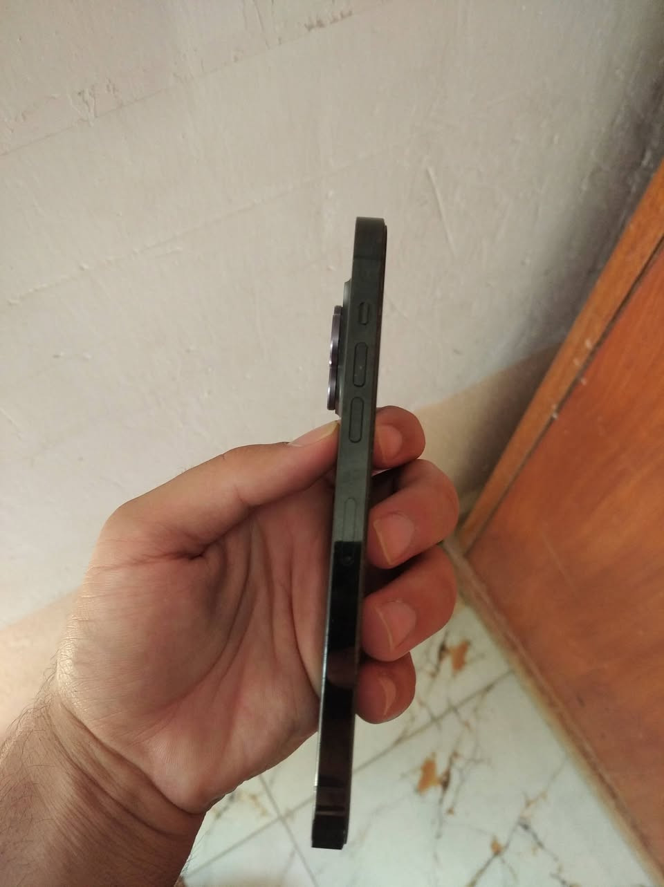 ايفون  14 برو ماكس شرق اوسط ذكره 256بطارية 89🔋 نظيف كلش  مكفول ماستر ويا كيبل ايفون أصلي اتصال على هذا رغم ***********
