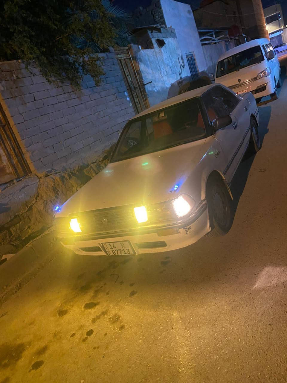 السلام وعليكم اخواني 
هارتوب للبيع اذا اكو مراوس عادي
سنويه مامنتهيه رقم انكليزي 
مكفوله كص ونقل وضربه
مكينه وكير حلوات
حداديه نص عمر 
تبريد تدفئه 
راعيه يريد تحويل
كشرت السيارة حلوه كهربائياته جاهزه باتري جديد 
لايتات اشاير مسجل كلشي شغال 
السعر 32 وبيه مجال مكاني البصره القرنه
***********
مستعجل عل بيع الشراي يتصل
