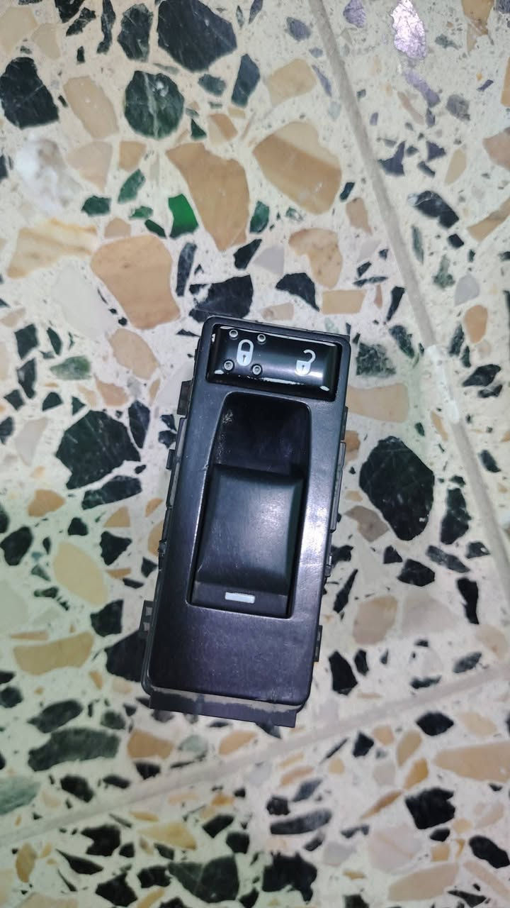 غراض c200 للبيع للاستفسار الاتصال على الرقم ***********
