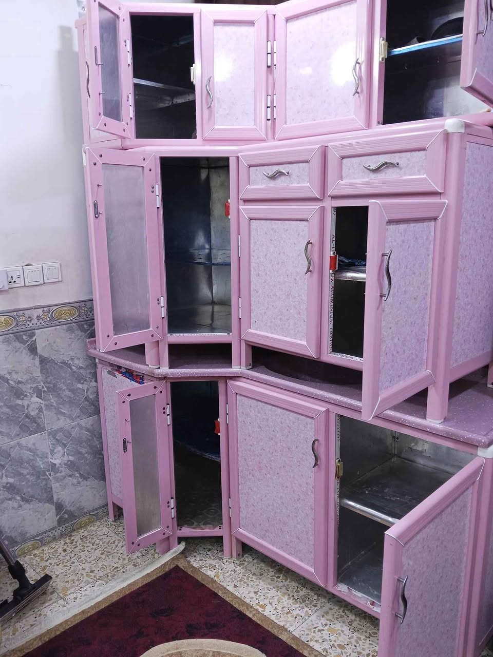 ثلاجة بابين فول مواصفات باب ثلاجه وباب مجمده شبه جديده اقتصادية بلكهرباء ارتفاع 180 عرض 90 عمق 70 السعر 900 الف ميديا وكاونتر ثلاث قطع سنك مرمر السعر 300 الف العنوان بغداد الكريعات للأستفسار ع رقم هاتف *********** بغداد, العراق
