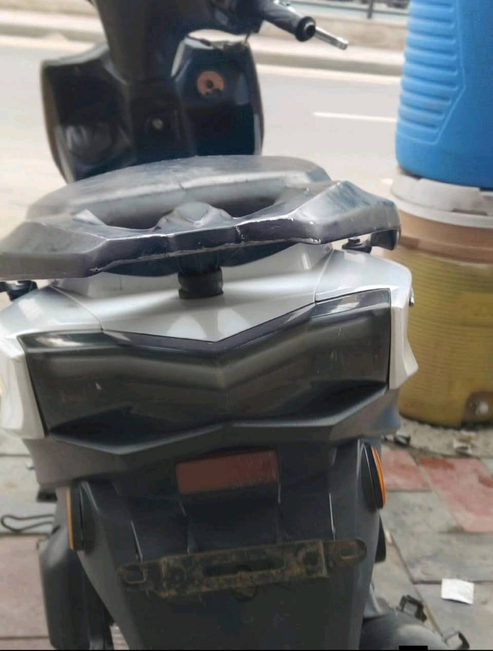 دراجة سكنس صيني كلها شغال سلف هندر 
كهربائيات ومجفته مره وحده 

كربلاء حي الغدير 