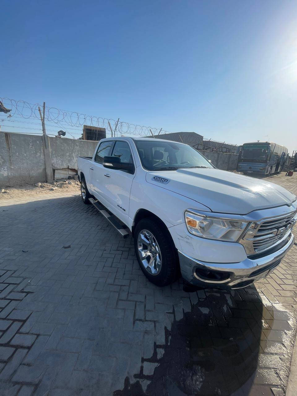 السلام عليكم دوج رام موديل 2019
السيارة جاهزة من كلشي تخم تاير و حدادية و تبريد و مكينة وكير 
بيه منضومة غاز خزان ١٠٠
الحادث والسونار موضح بالمنشور 
السيارة رقم بصرة باسمنه
الاستفسار اتصل على الرقم 👇👇
***********
