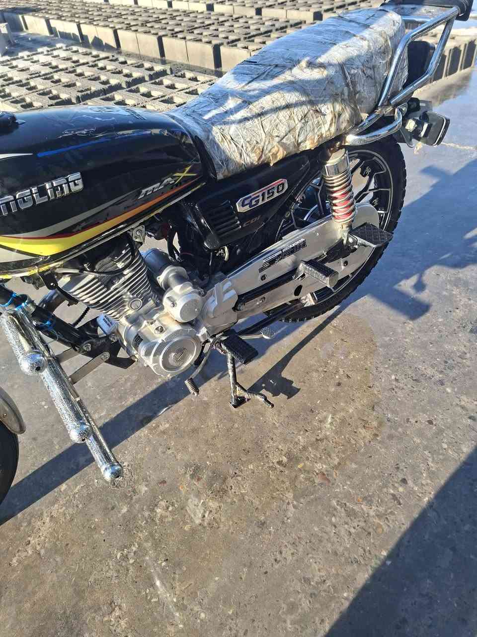 سيفان موديل 24 دراجه مكفوله 
سعر 600
***********
