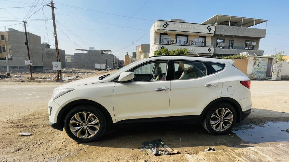 سنتافيا أربيل 2013 فول عدا البصمة 
2400 دوش مرغوب
 بانوراما، مري شفط، ايكو، 
السياره خليجيه 
السعر (135) بيه مجال قليل
المكان بغداد 
للاستفسار الاتصال على الرقم *********** واتس
