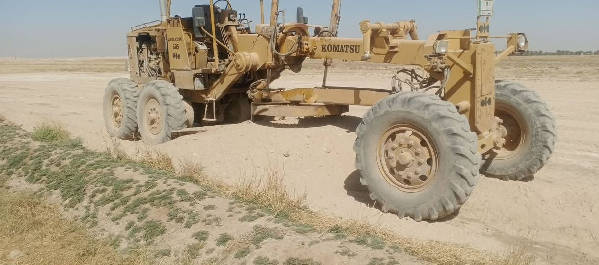 كريدر 605للبيع مكينه نضيفه وجاهزه للاستفسار ***********
