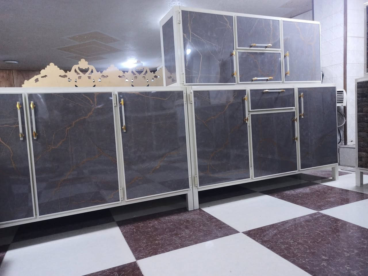 معرض الزهور للأثاث          
وصول وجبه جديده من الكاونترات والسنك الألمنيوم شغل احطاطه وبأسعار مناسبه 
متوفرحسب الطلب كل القياسات موجوده 
متوفر #جملة  #مفرد لاصحاب المحلات 
للحجز والاستفسار مراسله الصفحه
العنوان الرمادي منطقه 5 كيلو شارع 100 قرب مطعم 🍴 هيوا لكردي 
للاتصال  ***********
اهلا وسهلا بكم…🌹
