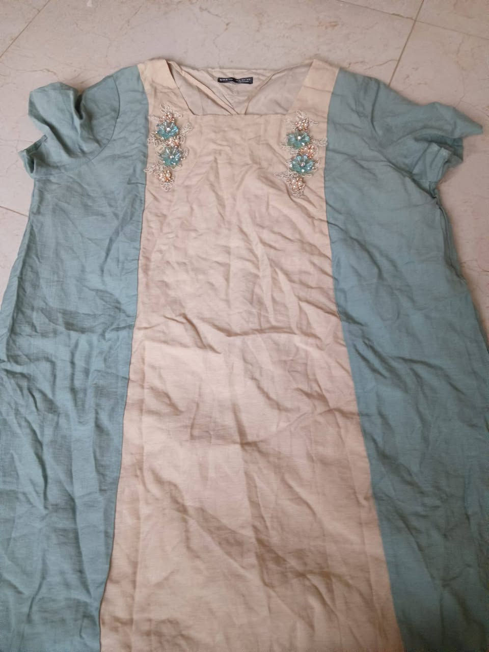 شلعه ملابس شي أن 15 قطعه ب 30 الف دينار اما الي يريد مفرد القطعه ب 4 آلاف دينار


**إذا كنت صاحب هذا الإعلان وتريد حذفه لأي سبب، رجاءا أرسل رسالة إلى الدعم الفني**