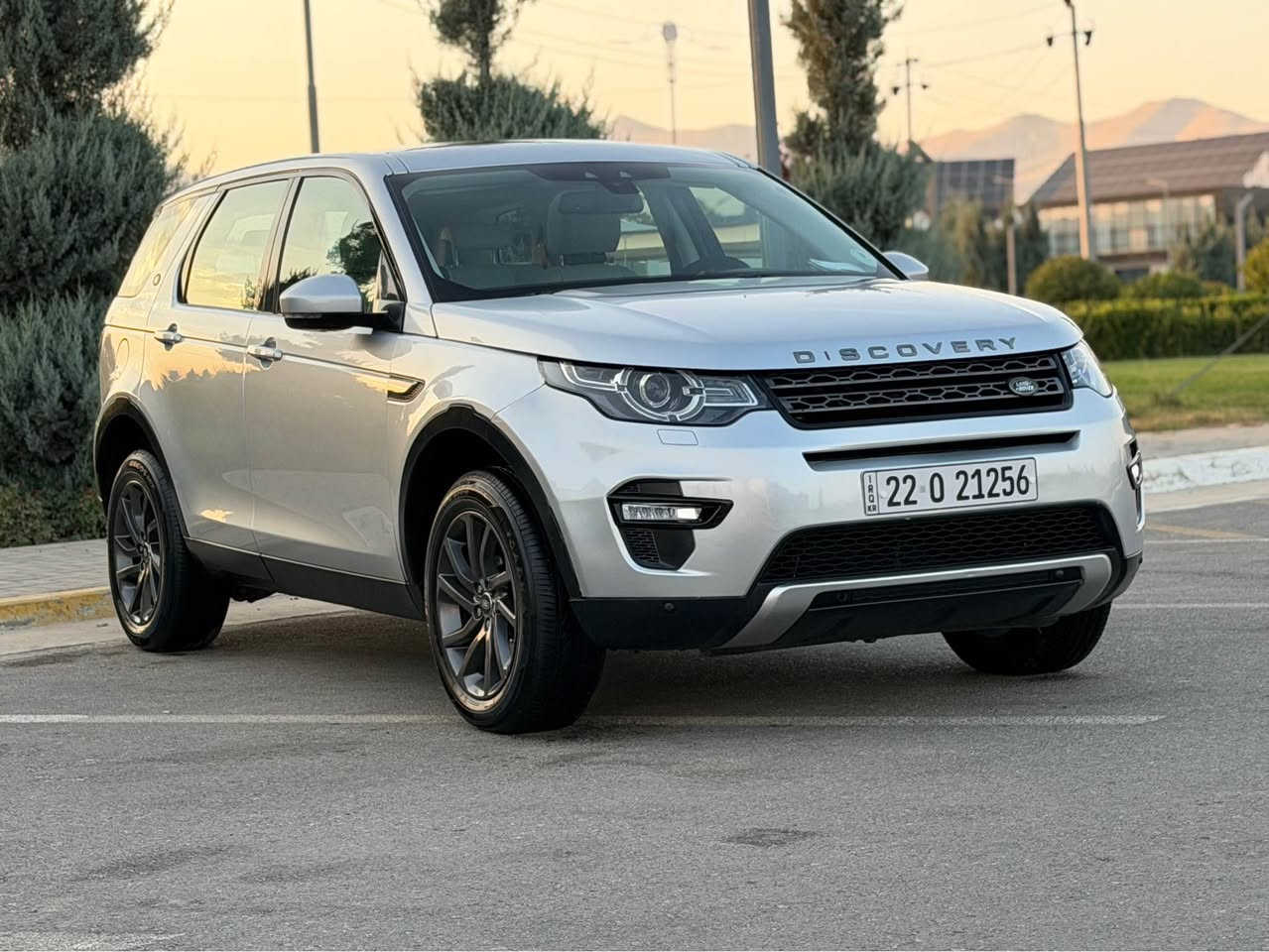 رانج روفر ديسكفري موديل2019خليجي  فول موصفات بالوراما كوشن جلد كهربا تبريد مركزي شاشه كامره تحديد سرعه موصفات اوخره سياره جديده ماشي 52الف   عنوان سليمانيه السعر150$بيها مجال*********** السليمانية, العراق
