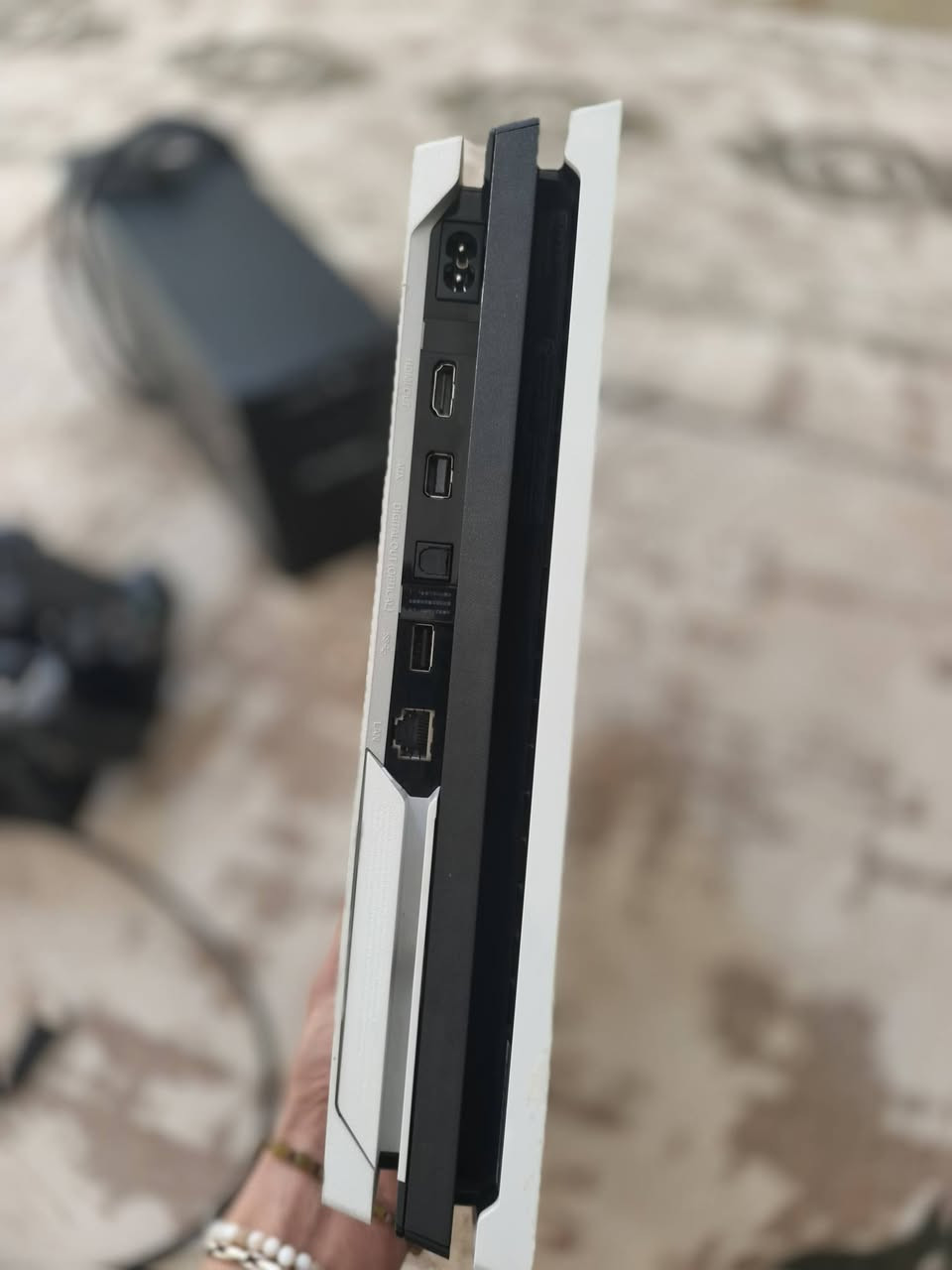 عزيزي بلي 4 برو واحد تيرا باندا نضام تهكير 11
كل ملحقاته موجوده تكهير مالته قرص 
جوستك عدد (٤) العاب بي عدد (٥) 
يو بي اس ويا استان مال الشحن وياه  مثل ماشوف كدامك نضافه كلش زينه 400وبي مجال احك الجيه


**إذا كنت صاحب هذا الإعلان وتريد حذفه لأي سبب، رجاءا أرسل رسالة إلى الدعم الفني**