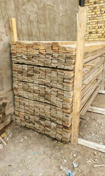 قالب خشب نظيف للبيع روسي 14 مكعب ونص 
العنوان الحلة للاستفسار ***********
