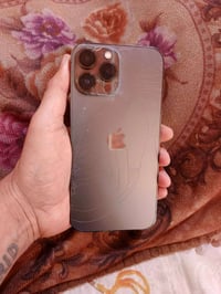 ايفون ١٣ برو ماكس بطاريه ٨٦ ذاكره ٢٥٦ فقط الضهر السعر ٥٥٠ وبي مجال ٠٧٧...