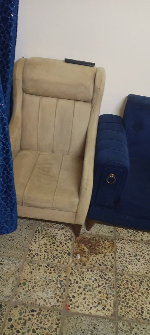 البيع تخم رقم تلفون بي واساب ***********
