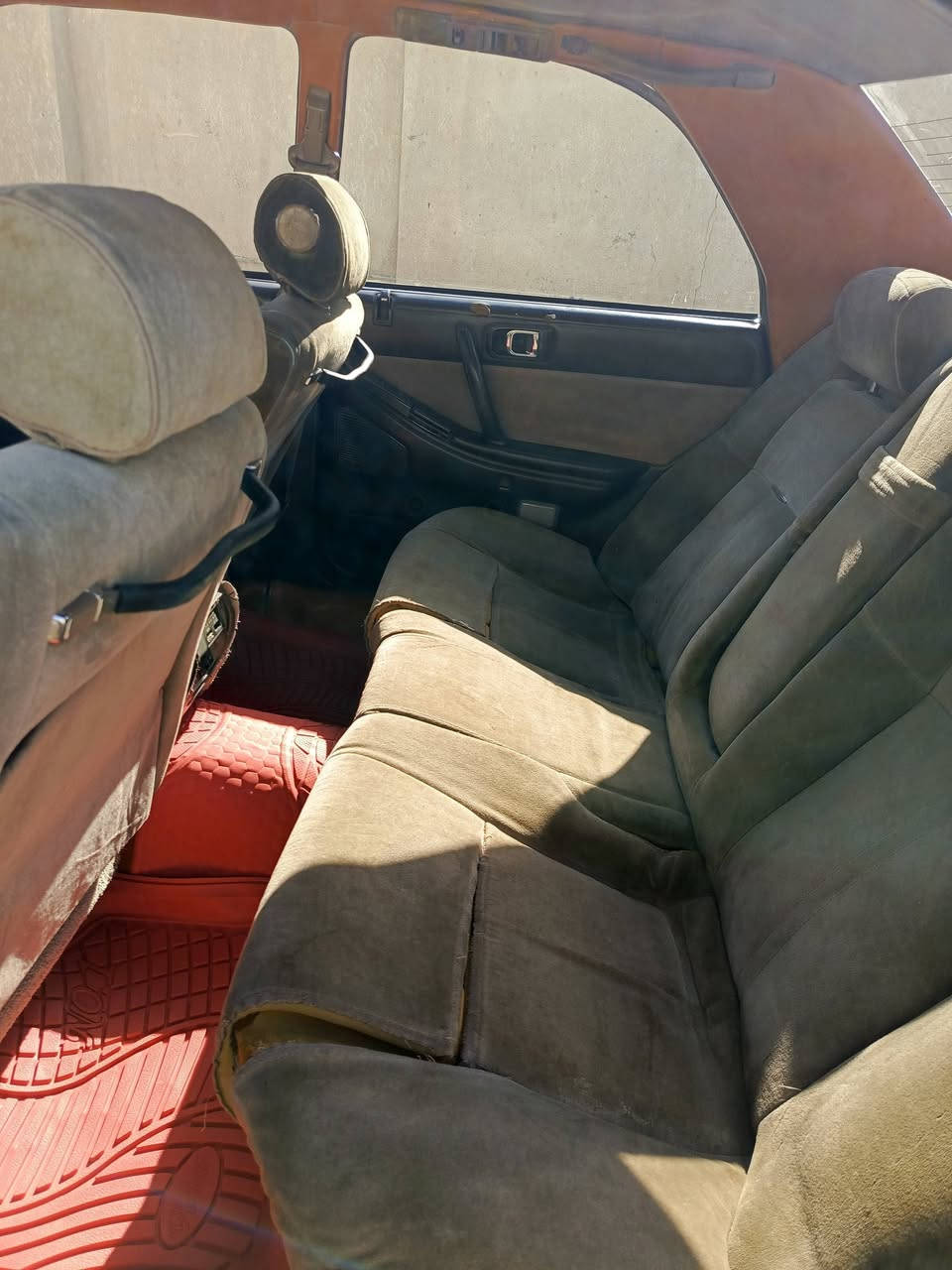 رمضان كريم للجميع
للبيع او مراوس
هارتوب رقم واسط بسمي سنويه ل 28 موديل 90 بتره نقص تبريد ودشبول تعبان والباقي كله نضيف تعمير جديد مكاني صويره
السعر 40 وبيها مجال بسيط


**إذا كنت صاحب هذا الإعلان وتريد حذفه لأي سبب، رجاءا أرسل رسالة إلى الدعم الفني**