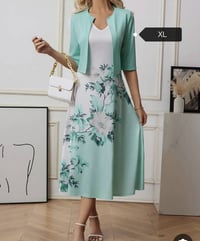 فستان قطعتين • مقاس اكس لارج • توصيل هيت