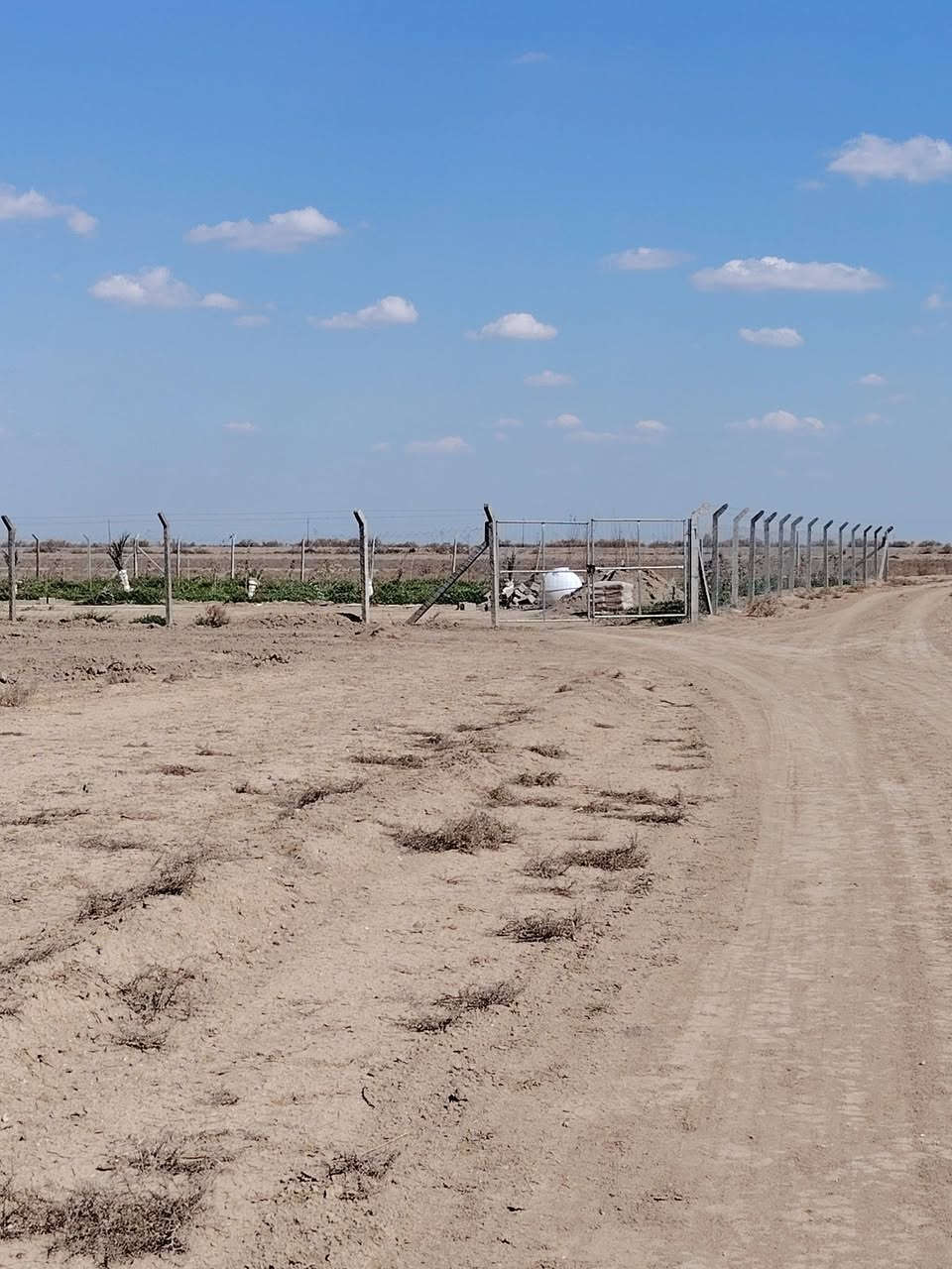 كل. 4دونك بسند مستقل. طابو ملك صرف ☎️12 دوانم للبيع على المشروع الاراضي مباشرتا
العنوان تاجي ذراع دجله تباع دونم فما فوق 
صايره على شارع 10 مترات وواجهية الدونم 
الواحد 40×60 مربع منطقة امان وتكدر تعيش برفاهيه
وترفيه سعر الدونم الواحد 23 مليون.وبيه. مجال جنس الارض طابو
ملك. صرف سند 25 فتح بيان بسم المشتري اي تواصل او استفسار
على رقمي متوفر بي واتساب *********** 🌴🌳هاي الصفحه مالتي مال الكاع دوانم صوره وصوت فيديو مال ابو حوراء الا ستثمارالعقاري عله التكتوك عيني عمو راسلني خاص تمام بمطقه شيخ عامر منطقة البعساف يم مديرالمن عندي السعر 7مليون الدونم الواحد وبيه مجال لحد 70مليون الدونم الواحد وبيه مجال كلشي وسعره وخدماته
