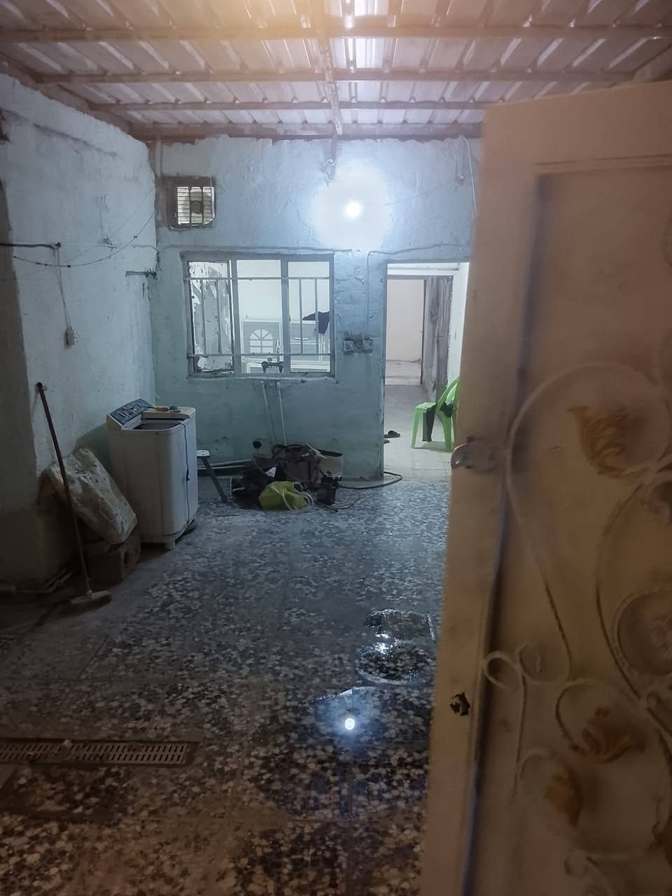 سلام.عليكم.بيت.تجاوز.للبيع..بشارع.المعهد..خلف.مدرسه.الكندي...بين.بيوت.الطابو..تقريبا
١٢٠.م..البناء.عكاده.غرفتين.ومطبخ.وجمامين.غربي.وشرقي.وطرمه.كبيره..ونانكي.وماطو،ر..وكيزر..زبوستر..دافع
السعر.خاص.او..***********.يوجد.وانساب.

