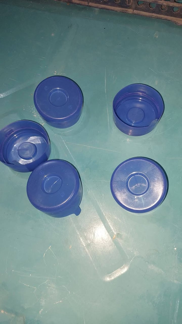 اللهم صل على محمد وال محمد سعر سيت الدبات ٩٥٠٠ مطروح وسعر الشليف القباقة مفرد ٢٣ جملة ٢٢  مطروح واني بل خدمة مكان بغداد الشعلة جكوك نهاية شارع قمر بني هاشم ***********
