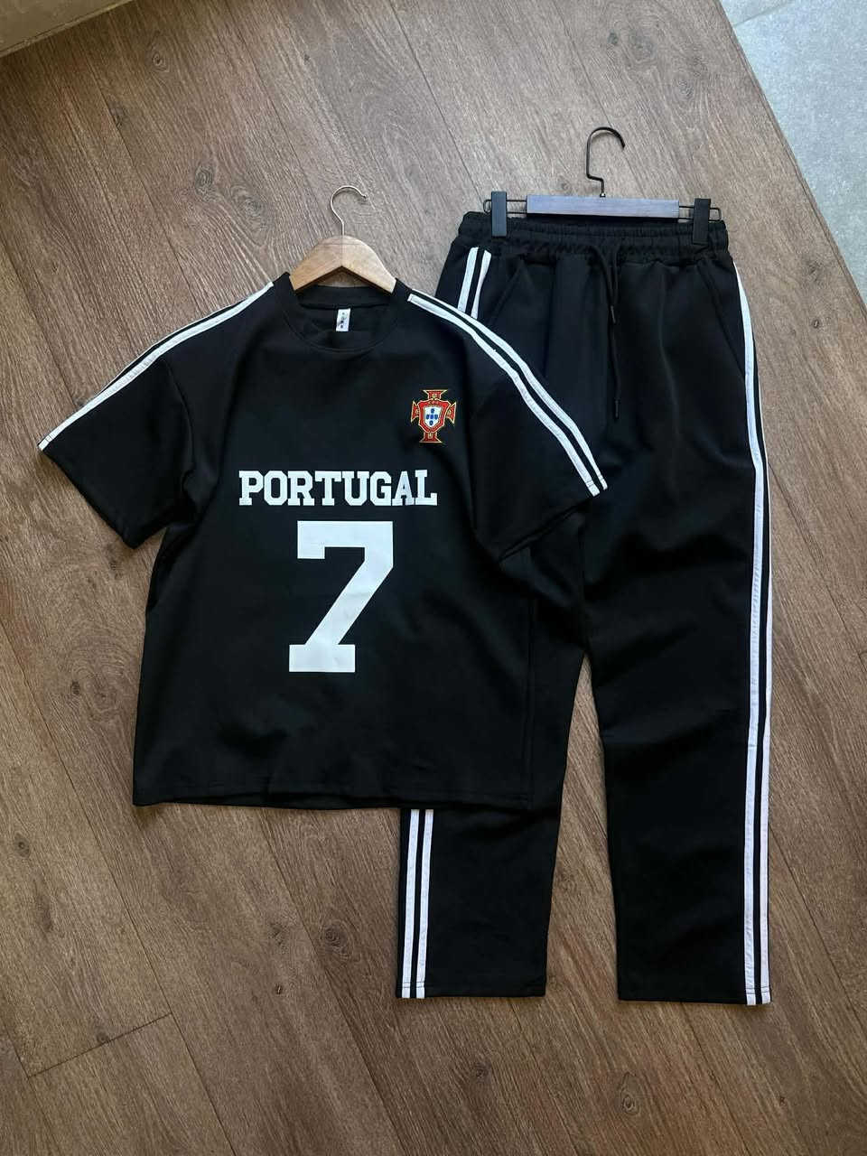 تراك صيني درزن ٣ منتخبات ١٢ قطعة
سيري ٤ قطع
M L XL XXL
سعر ٢٤٠ الف


**إذا كنت صاحب هذا الإعلان وتريد حذفه لأي سبب، رجاءا أرسل رسالة إلى الدعم الفني**