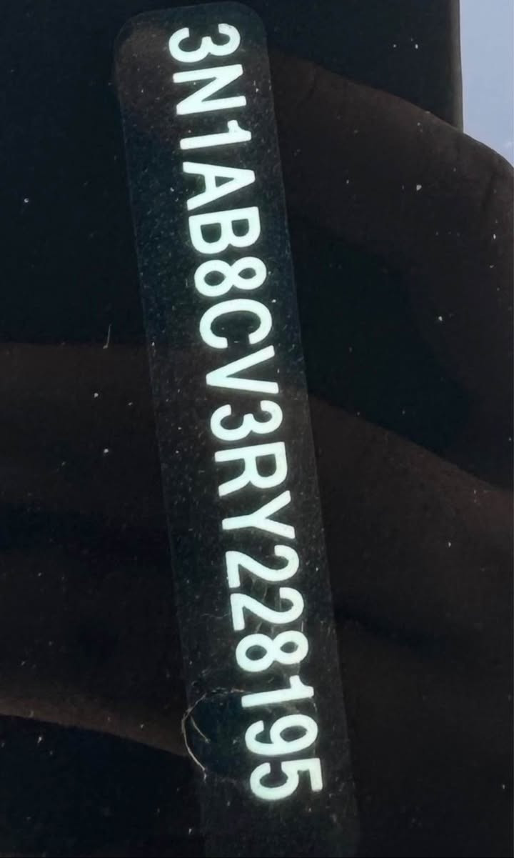 Sentra 2024 SV
سەیارەیەكی خاوێن ٤٩٠٠٠ كم رۆیشتیە مواسەفات ئەمریكیە
تەنیا چامرلغەكی گۆرایە لەگەر دوو بست بۆنیتی هەیە بێ ئێرباگ بئ ژورێ 
بەردی گزۆزی بەشەرت 
خەتی جادەیە
رادار
***********

سيارة نظيفة، ماشي 49,000 كم، مواصفات أمريكية.
يوجد فقط ضرر (تبديل جامرلغ جهة سائق) مع ربع بونيت، بدون ايرباك بون دواخل
. أربيل, العراق
