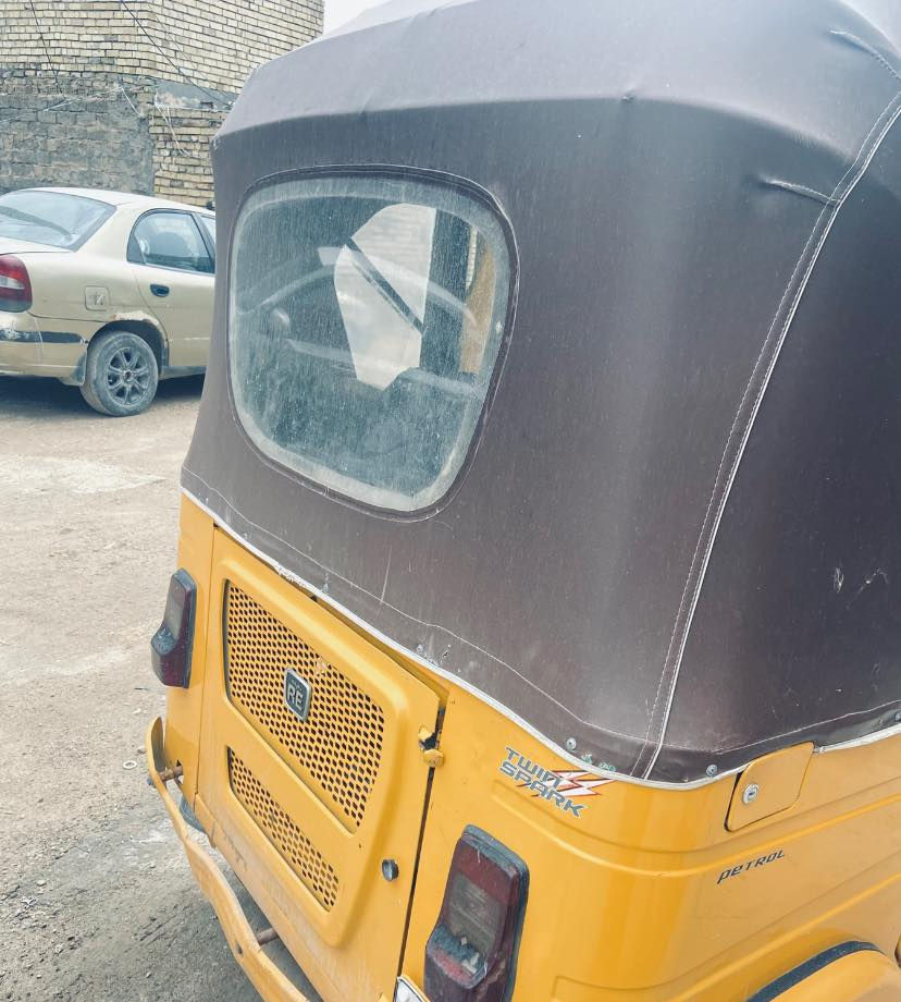 سلام عليكم تكتك للبيع موديل 2021 شهر الثامن مرقم بغداد  التكتك معمرة دوسات تجفيت جديد 
السعر 8250
مكاني سبع البور ***********
