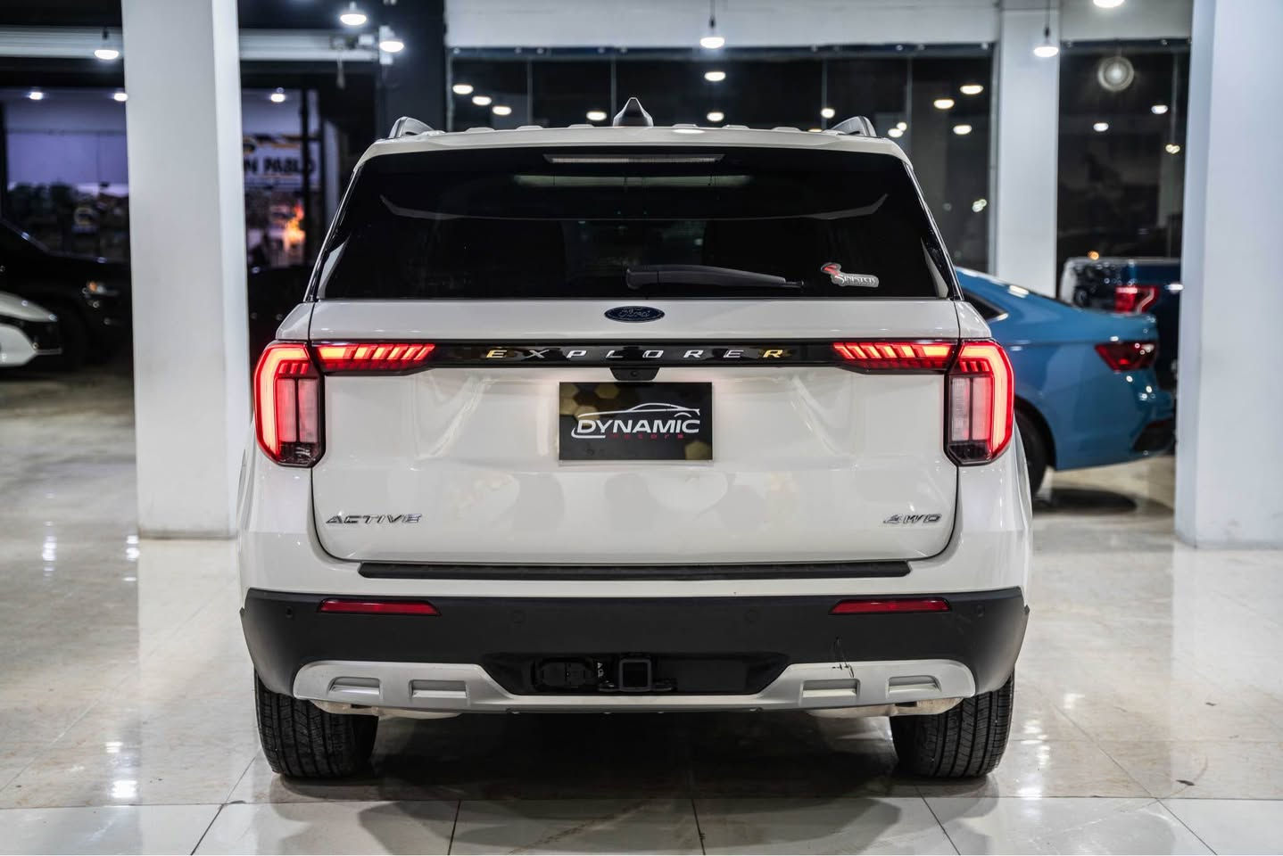 2025 FORD EXPLORER FULL 
شكل جديد

‎موديل: 2025
‎‏‎عدد الأميال : 8,000 ميل
‎وارد: امريكي
‎الون : ابيض
‎ الون داخل ؛ ابيض
‎‏‎سلندر :  ٤
‎‏‎مواصفات/  فول فول
‎صبغ : بدون صبغ ٢ مكان صغير كارت
‎ارباك : ستيرن و بردة
‎سيارة رقم موقط دخول جديد 
‎مكان اربيل شارع حديد خشب  شركة دايناميك موتورز 
‎من 10 صباح الي 10 ليل مفتوع
‎‏‎من المعلومات الرجاء التصل علي وتس اب

                                                                                              ***********

** *** *** *** *** *** *** ***

2025 FORD EXPLORER FULL 
شكل جديد

‎موديل : 2025
‎‏‎ماوەی ڕۆیشتن :8,000 ميل
‎هاوردةي : امريكي
‎‏‎پستۆن : ٤
‎رةنگ: سپي
‎رةنگي ناوي :سپي
‎‏‎موسفات/ فول فول
‎بوياغ: بي بوياغ تةنها ٢ جيگاي كارت
‎ارباك: سوكان شان
‎ژمارة كاتي 
‎ناونيشان هةولير جادةي حديد و خشب  شركة دايناميك موتورز لة 10 بةياني تا 10 شةو كراوةية..
‎بو زانياري زياتر پةيوةندي بكةن بة وتس اب

***********
========================= أربيل, العراق
