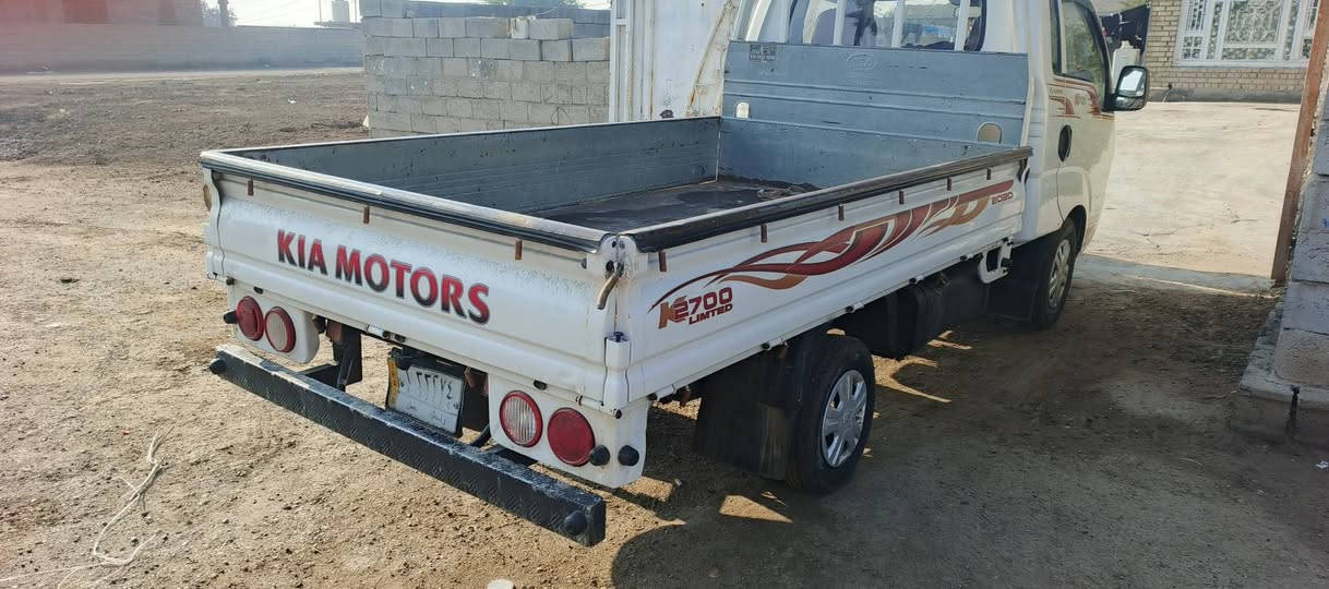 سلام عليكم مدير الكروب المحترم كيه موديل 2016مكفول كفالة عام رقم واسط سعر عل خاص ***********
