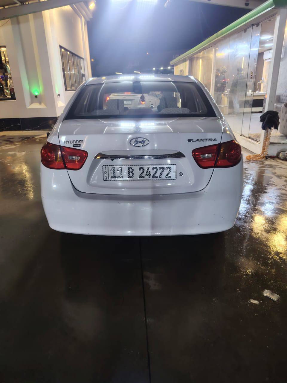 السلام عليكم
انتر 2011 وارد خليجي
السياره ماشيه 129 شرط حقيقي 
بسمي سنويه 29
موجود السونار بل الصور كير مكينه كفاله 
طخم امامي وخلفي جديد طخم تايات  كفاله
تحكمات استيرن 
تفاصيل اكثر اتصل وتدلل *********** 
 السعر 116  وبي مجال بصيط
