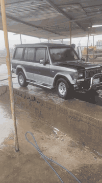 السلام عليكم كالوبر للبيع 
كير محرك شرط نشاط فول 

صدر جديد 

دبلات جديد 

تايرات جدد 

كهربائيات كلها شغاله 

سياره ما ناقصها شي 

السعر ( 22 ) وبيها مجال قليل حك الجيه

للتصال ( *********** )
