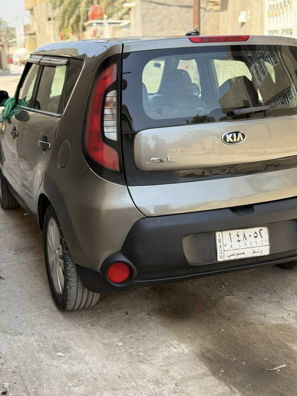 السلام عليكم كيا صول موديل ٢٠١٤ وارد امريكي مكينه ٢٠٠٠ مكينه وكير كفاله عامه تخم تاير باتري جديد اربع دسك كارتون بيه صبغ صفحه السايق ٣قطع تعال وشوف بنفسك السياره ماشيه ٩٢٠٠٠الف السعر ٨٩ ورقه  
عنواني بابل الحمزه الغربي 

‭0780 425 0873‬
