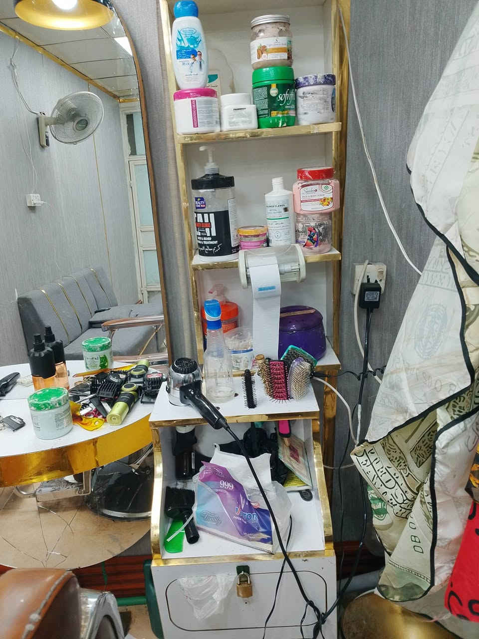 للبيع مرايتين ورف كاملات


**إذا كنت صاحب هذا الإعلان وتريد حذفه لأي سبب، رجاءا أرسل رسالة إلى الدعم الفني**