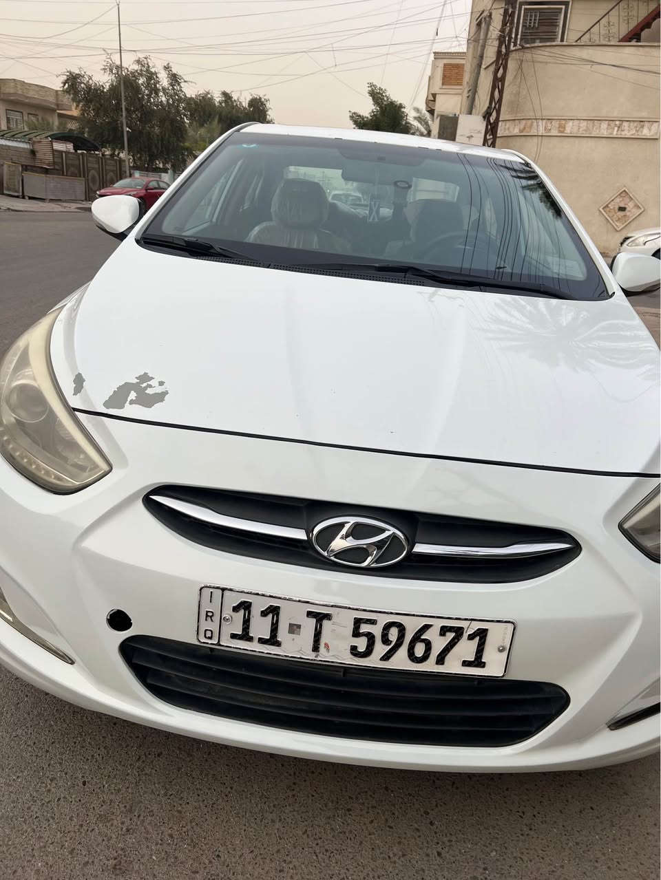 سلام عليكم 
اكسنت موديل ٢٠١٦ 
السيارة خليجية مكفولة من التبديل والصبغ بيهة بس بارد او البنيد كما موضح بصورة  
السيارة فول مواصفات
مكينة ١٦٠٠ 
كير او مكينة كفالة 
رقم ببغداد او السنوية بأسمي 
السعر ١١٥ وبيهة مجال 
عنواني بغداد حي الاعلام

‪0787 780 7882‬ بغداد, العراق
