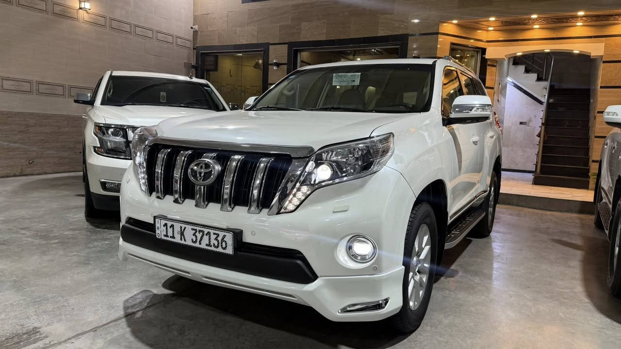 السلام عليكم 
برادو 2016 VX 
فول مواصفات 
ستيرن كهرباء 
كامرات 
كراسي كهرباء 
شاشات خلفية 
كراسي جلد 
عداد شاشة 
مري شفط 
6 سلندر 
فتحة سقف 
بصمة 
جديدة كلش السيارة 

السعر : 36 الف وبيها مجال 

‭0771 699 9917‬
