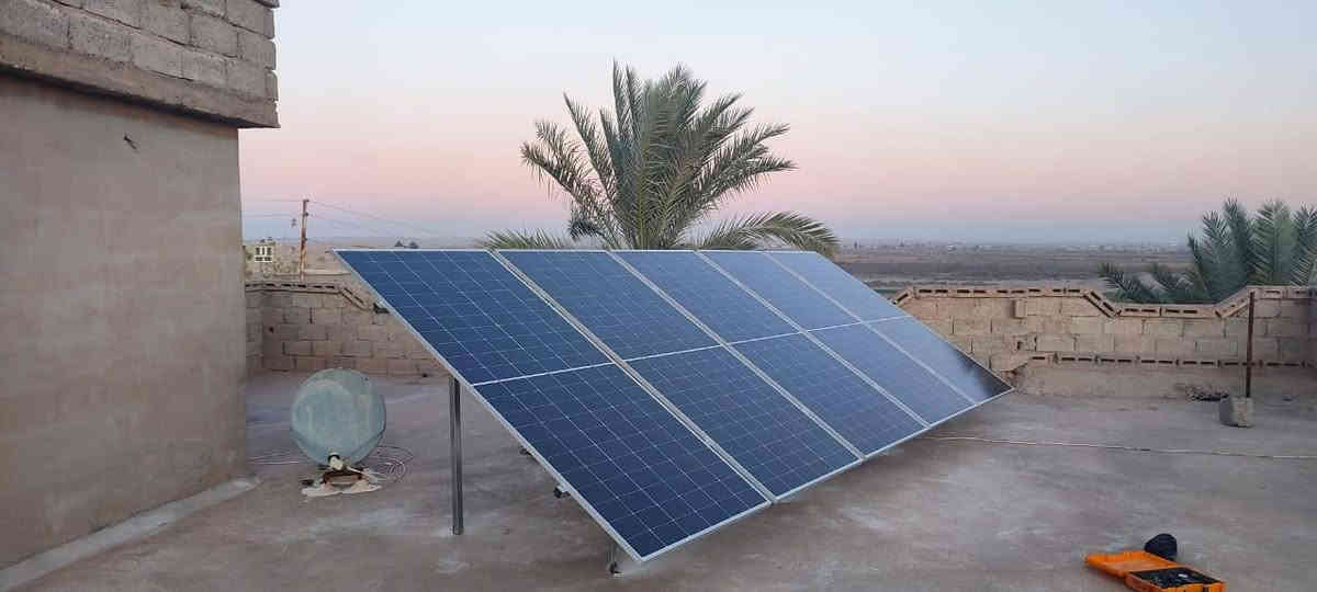 ☀️ شركة النور الهندسية للطاقة الشمسية ☀️
التميز في الأداء.. الرقي في التصميم
نبارك لأهلنا في (قضاء الحويجة - قرية اعتيرة) تنصيب منظومتهم الجديدة، سائلين الله أن يبارك لهم فيها ويرزقهم خيرها.

إذا كنت تبحث عن الجودة، الكفاءة، والجمال، فنحن خيارك الأول. تم تجهيز المنزل بمنظومة ذكية توفر:

⚡ 10 أمبير نهاراً

🔋 6 أمبير ليلاً

🔄 تناوب ذكي تلقائي مع الكهرباء الوطنية.

🛠️ المواصفات الفنية (مكونات عالمية)
الجزء التفاصيل والمميزات
الإنفيرتر Marvel ذكي (5KW) - يتحمل ربط ألواح حتى 9000W (ضمان سنة).
الألواح Longi (Bifacial) - وجهين بقدرة 615W، مع 16 بازبار لأعلى امتصاص. العدد 5
البطارية ليثيوم Marvel (7.2KW) - عمر 8000 دورة، ضمان 7 سنوات، شاشة ذكية.
الهياكل حديدية ثقيلة مقاومة للصدأ ومصممة للظروف الجوية الصعبة.
التوصيلات كابلات DC أصلية (4 ملم) مع وصلات MC4 المخصصة.
🎁 عروض خاصة بمناسبة افتتاح موقعنا الجديد!
🛡️ ثقة | أمان | استفادة ⚡

📍 العنوان: الحويجة - قرب الدفاع المدني. 👷‍♂️ بإدارة: المهندس علي حسين.

📞 للتواصل والاستفسار:

اتصال: [***********]

واتساب: [***********]
