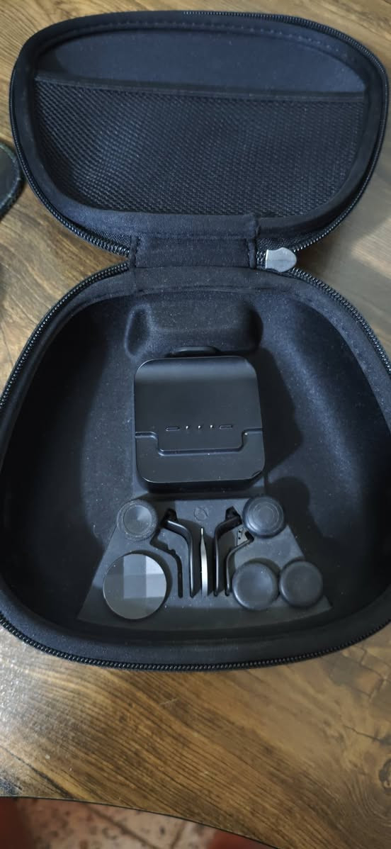 سلام عليكم شباب جوستك اكس بوكس اليت 2 
شغالة بس كفر من يم لزمة تعبانة فقط سعرهة 75 الف 
تواصل واتس اب ***********
