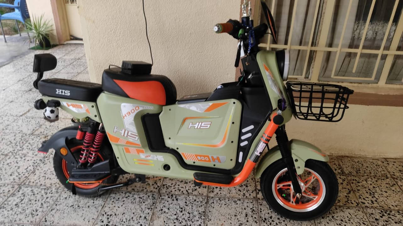 مأطور شحن للبيع جديد عل شركة كامل مابي نقص بطاريات ٣٢ أمبير الولي كلة شغال السعر ٤٧٥ العنوان ديالى ابي صيدا ***********
