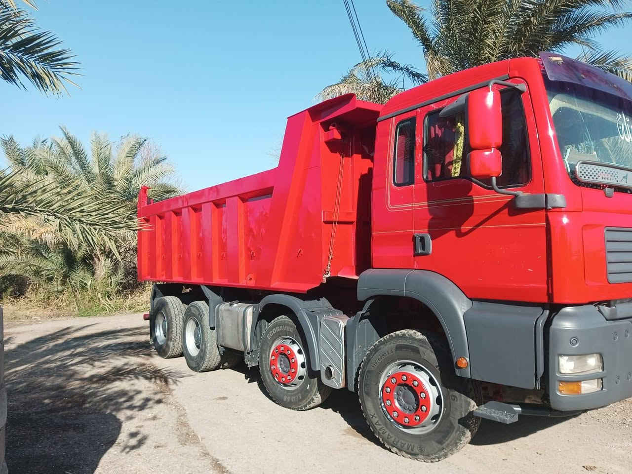 سلام عليكم للبيع مان تيكه 2002 مجموعه جيئف وربع كير قليج مكينه بم ونزول 410 تخم تاير جديد كفاله عامه الاستفسار ***********
