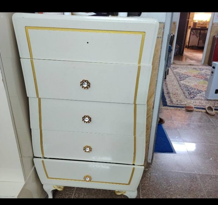 نص غرفه تركيه السعر ٣٠٠وبيها مجال مع العلم بس الجربايه تكمه وتسوا


**إذا كنت صاحب هذا الإعلان وتريد حذفه لأي سبب، رجاءا أرسل رسالة إلى الدعم الفني**